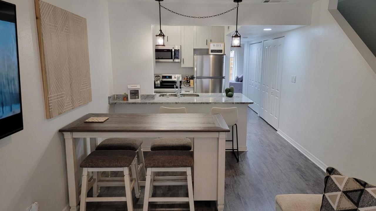 Discover Luxury Condo Steps Away From Celebration Pointe And I-75! เกนส์วิลล์ ภายนอก รูปภาพ