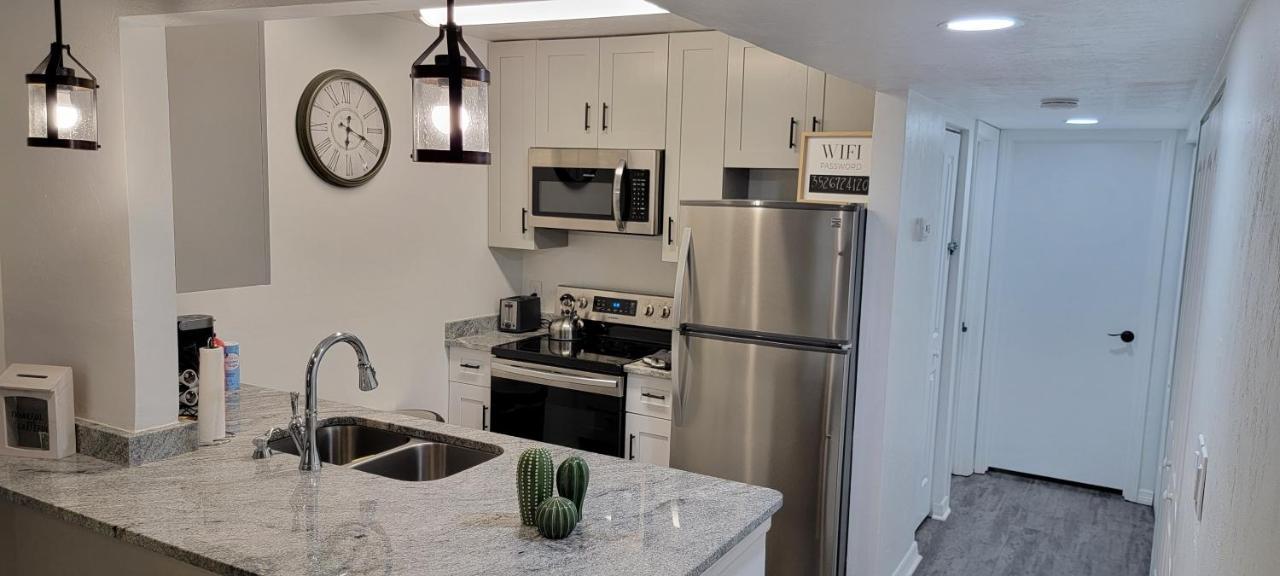 Discover Luxury Condo Steps Away From Celebration Pointe And I-75! เกนส์วิลล์ ภายนอก รูปภาพ